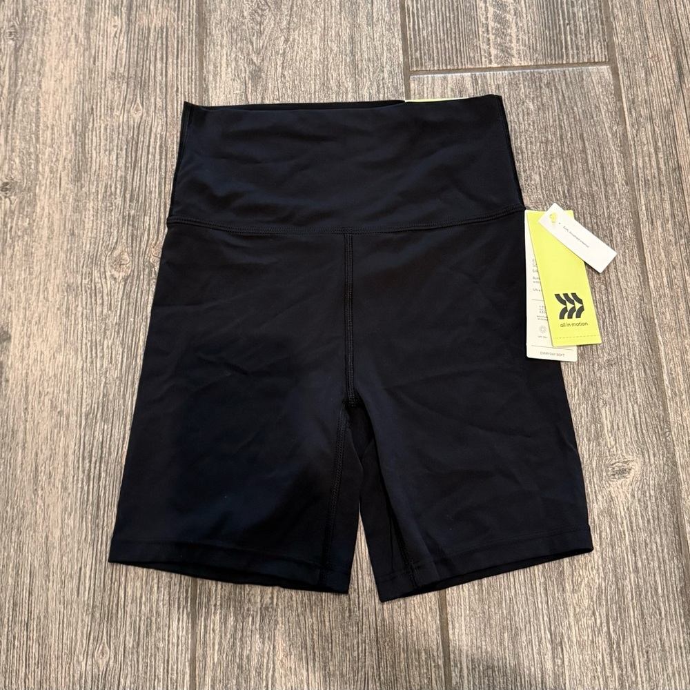 NWT high rise biker shorts XS
